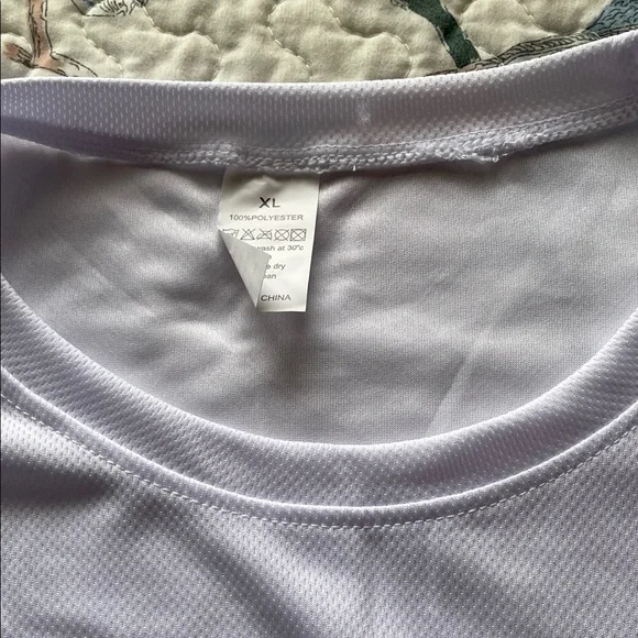 NWOT Men’s Long Sleeve White Shirt - Picture 2 of 4